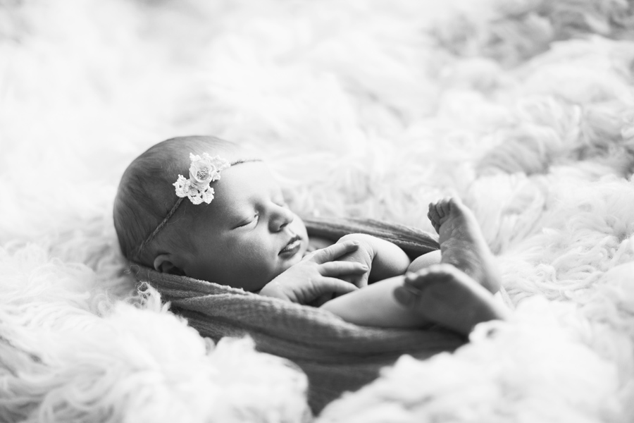 Thousand Oaks, California Newborn Photographer